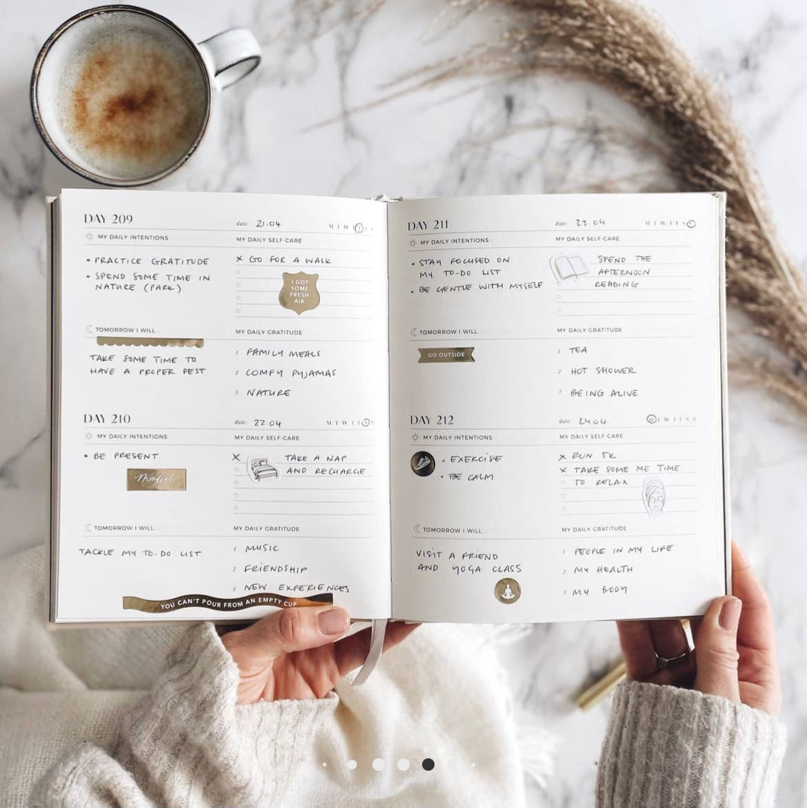 My Daily Self-Care (Black) Gratitude and Reflection Journal